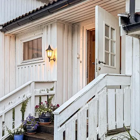 4 Bedroom Awesome In Tatil Evi Byglandsfjord